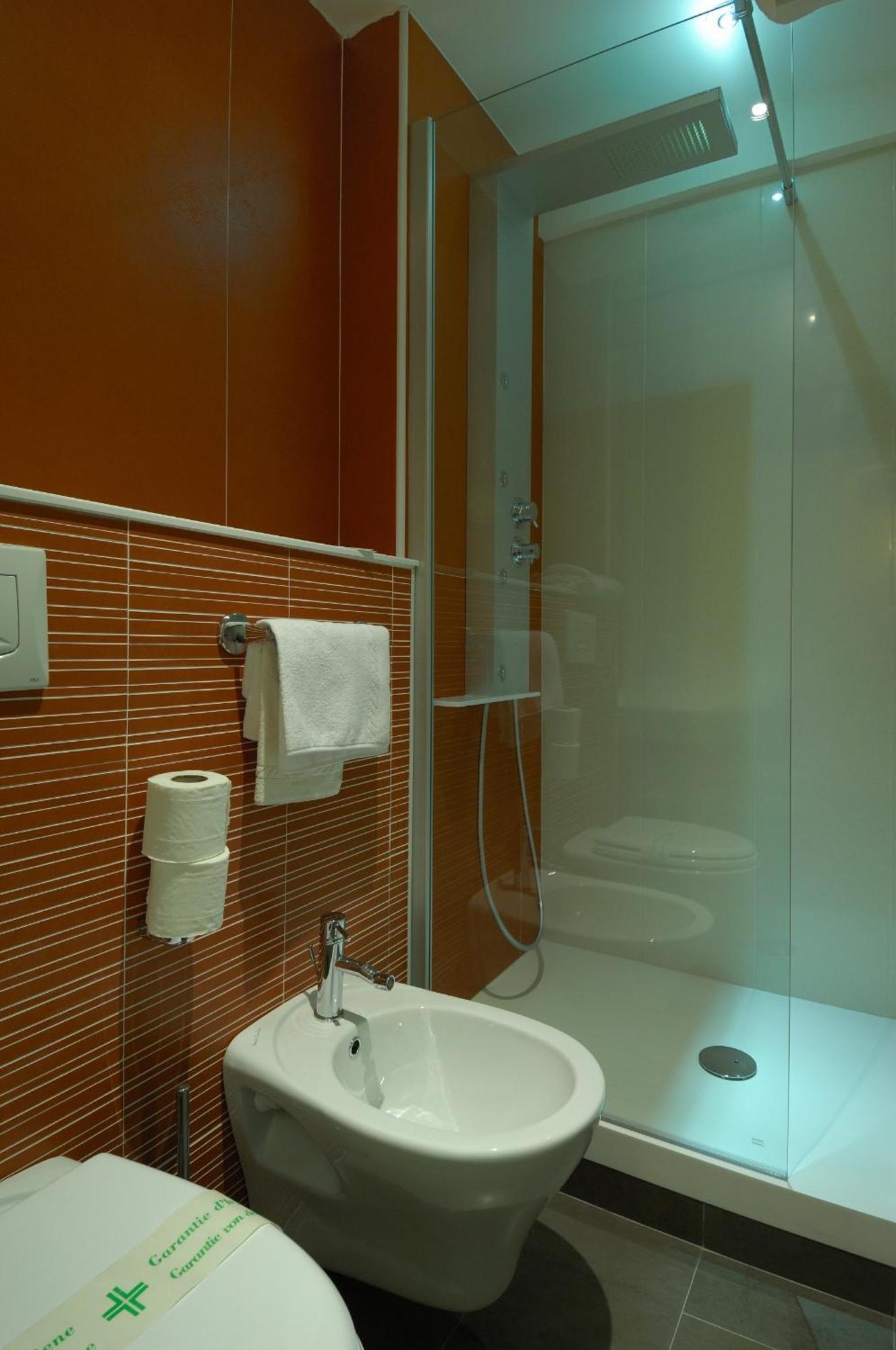 Hotel Bucaneve Bardonecchia Ruang foto
