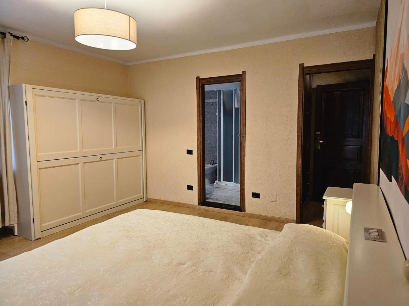 Hotel Bucaneve Bardonecchia Bagian luar foto
